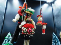 Lot 17 hanging dolls b